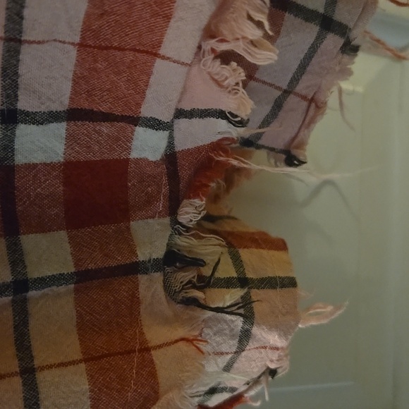 One 24 XL Flannel - Picture 3 of 4